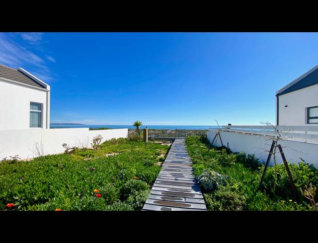 3 BEDROOM HOUSE FOR SALE IN ATLANTIC SANDS PRIVATE ESTATE